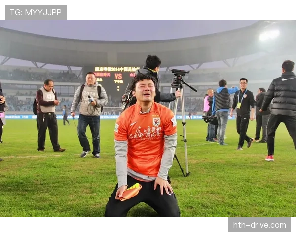 山东泰山队晋级足协杯八强,冲击冠军开启新征程 山东泰山队晋级足协杯八强,冲击冠军开启新征程