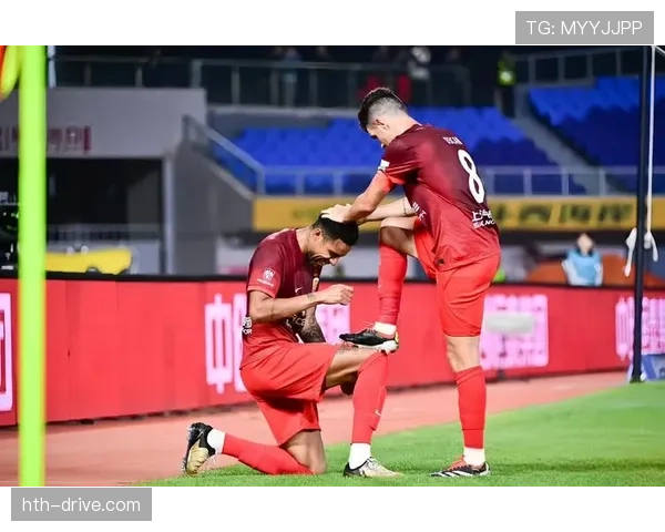 奥斯卡进球闪耀赛场，助球队逆转取胜，状态回暖引关注